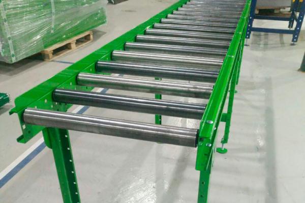 Горизонтальный неприводной рольганг